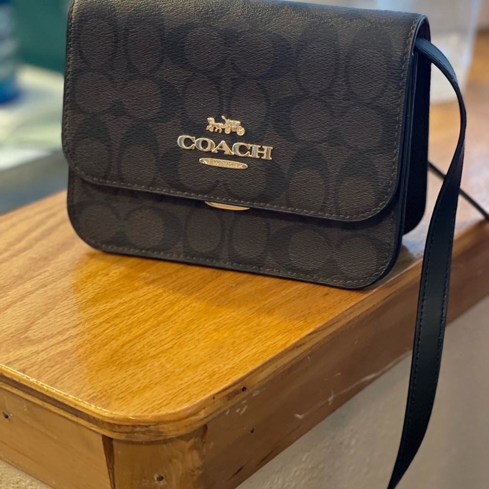 Coach crossbody purse